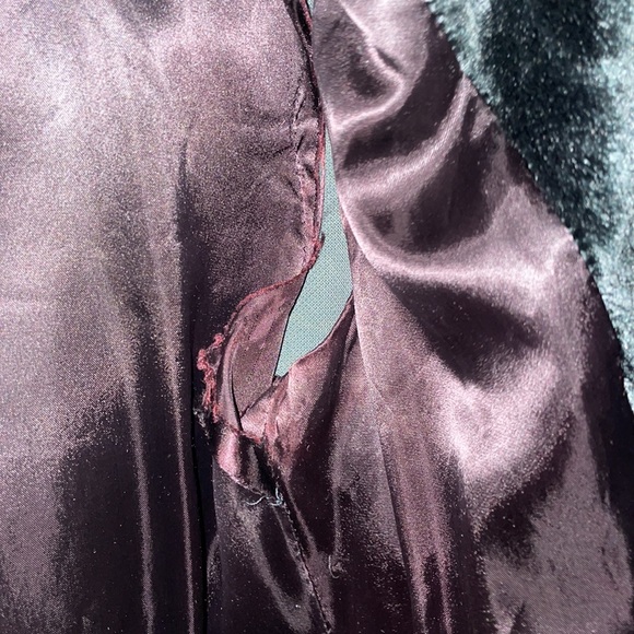 Vintage Black Fur Rimmed Faux Fur Coat Size 12, fits like a women’s size 6/8. - Picture 6 of 7